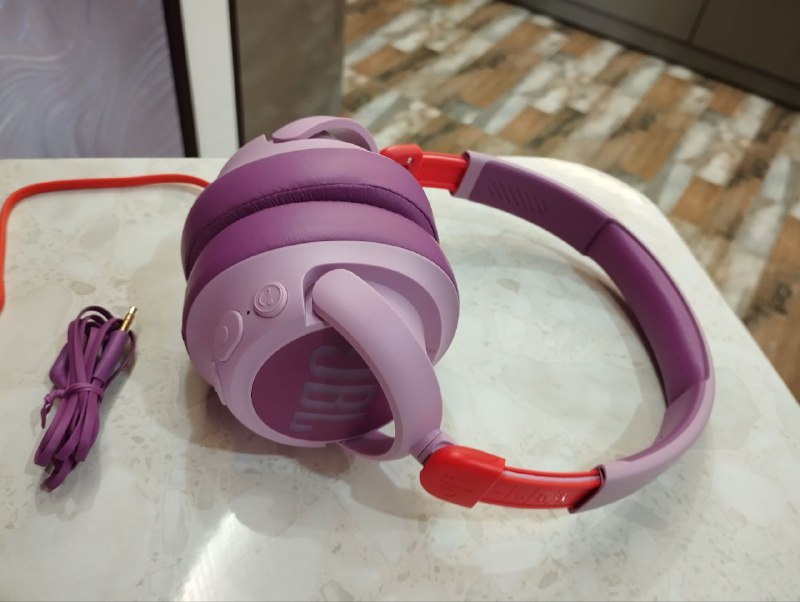 Redmi Note 12 6/128, JBL headphones 5