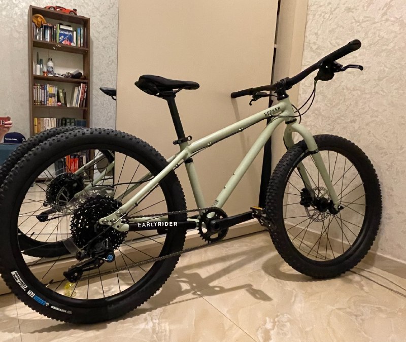 Велосипед детский Early Rider Seeker 24" с шлемом