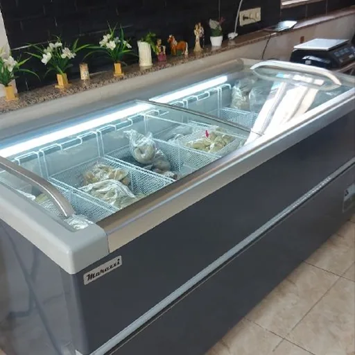 Холодильник-витрина морозильная 600 л