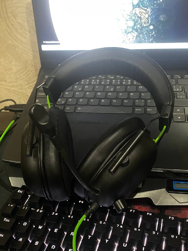 Игровые наушники Razer Blackshark V2