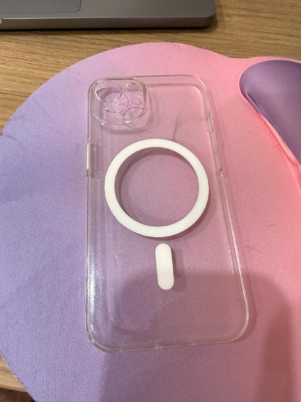 iPhone 13 3