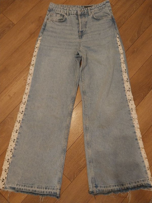 Джинсы Zara