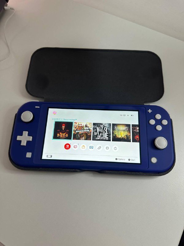 Nintendo Switch Lite, чехол, карта памяти 128g