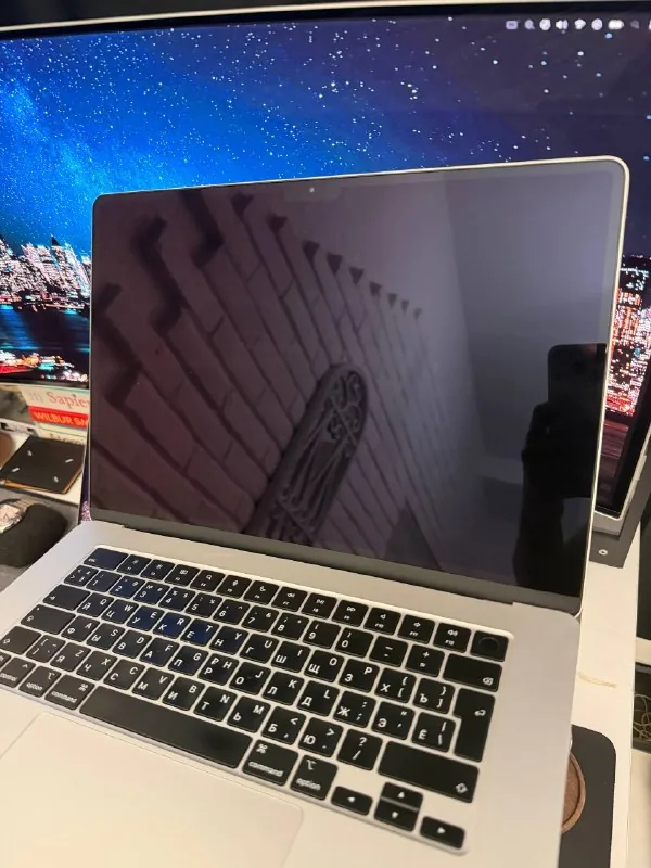 MacBook Air M3 15 24GB 512GB 1