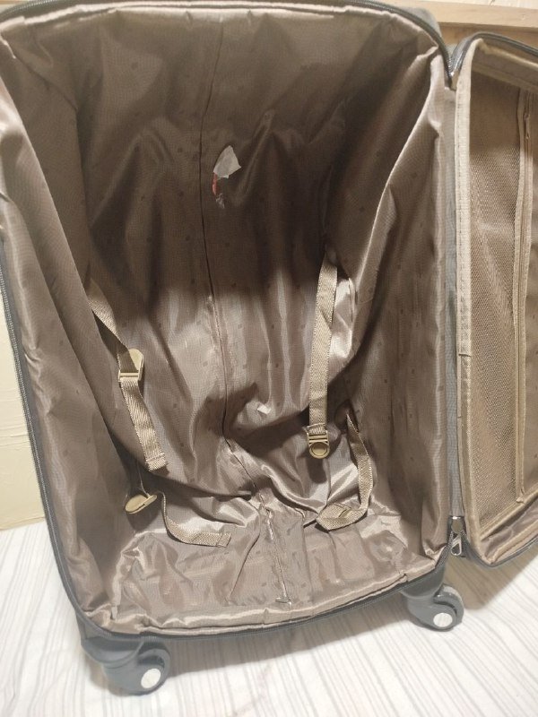 Абсолютно новый чемодан 3