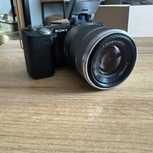 Sony NEX-5 камера с объективом 18-55mm
