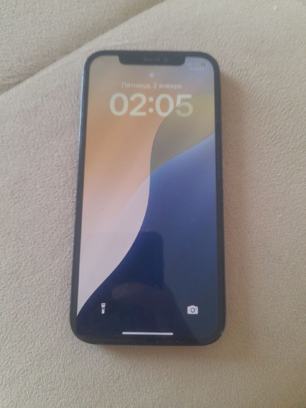 iPhone 12 64 GB чёрный 2