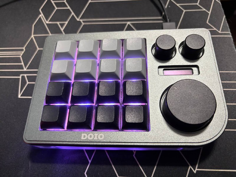 Механическая клавиатура Megalodon Triple Knob MacroPad