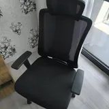 Стол, офисное кресло 2