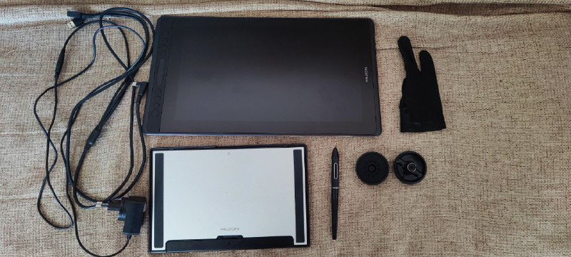 Графический планшет Huion Kamvas 16 pro, перчатка, стилус, подставки, провода