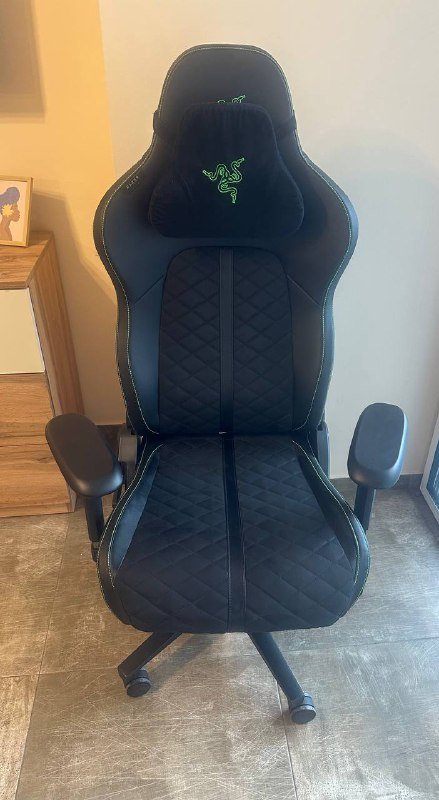 Вешалки, детские вешалки, тумба, кресло Razer, подставки для ноутбука