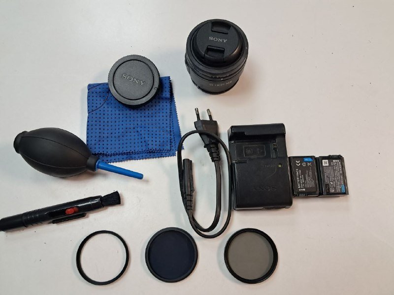 Sony A37, объектив 18-55, объектив 50мм, сумка, фильтры 4