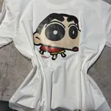 Белая футболка CKMUY с вышитым принтом Crayon Shin-chan 2