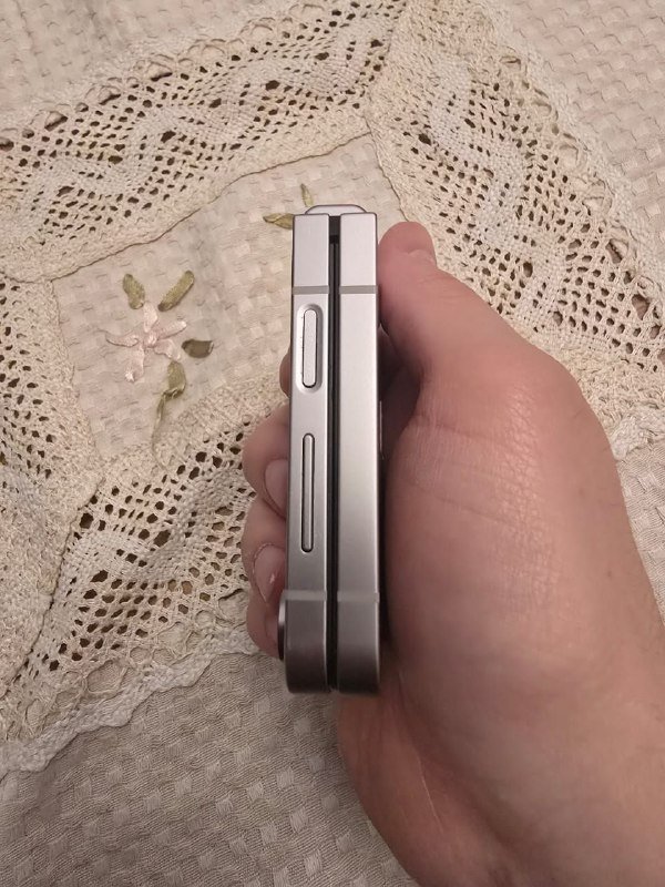 Samsung galaxy zflip6 12/512GB 3