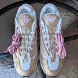 Женские кроссовки New Balance 1000 2