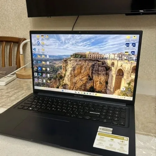 ASUS VivoBook X515EA ноутбук