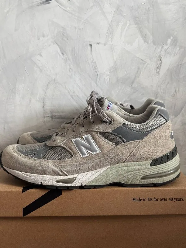New Balance 991 სპორტული ფეხსაცმელი, Timberland-ის ზამშის ჩექმები 1