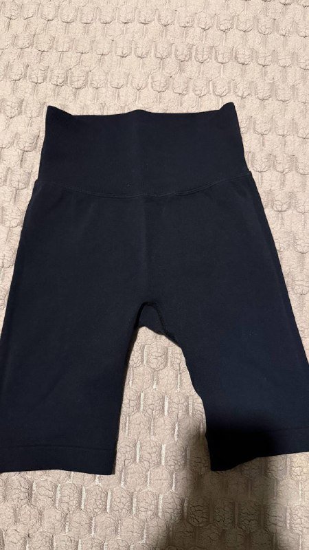 Весеннее пальто, велосипедки чёрные, платье, кофта, юбка, велосипедки хаки 3