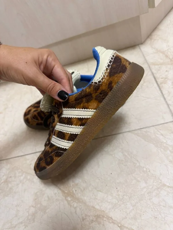 Кроссовки Adidas 37 размера 1