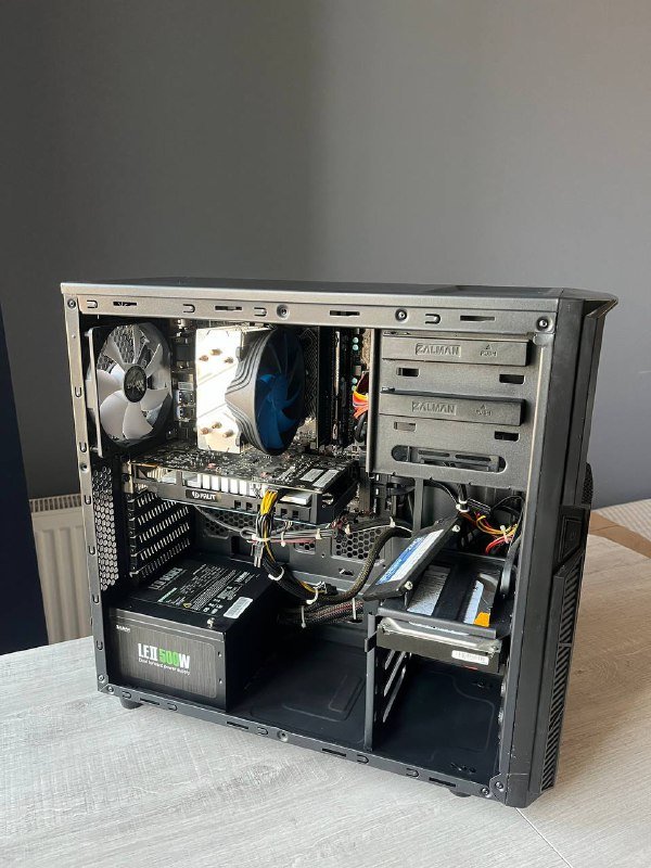 ПК с монитором, адаптер Wi-Fi, Bluetooth, мышка 2