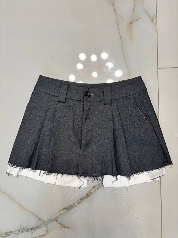 женские вещи размер 42 44: обувь, шорты, топ, рубашки, жилет, куртка 5