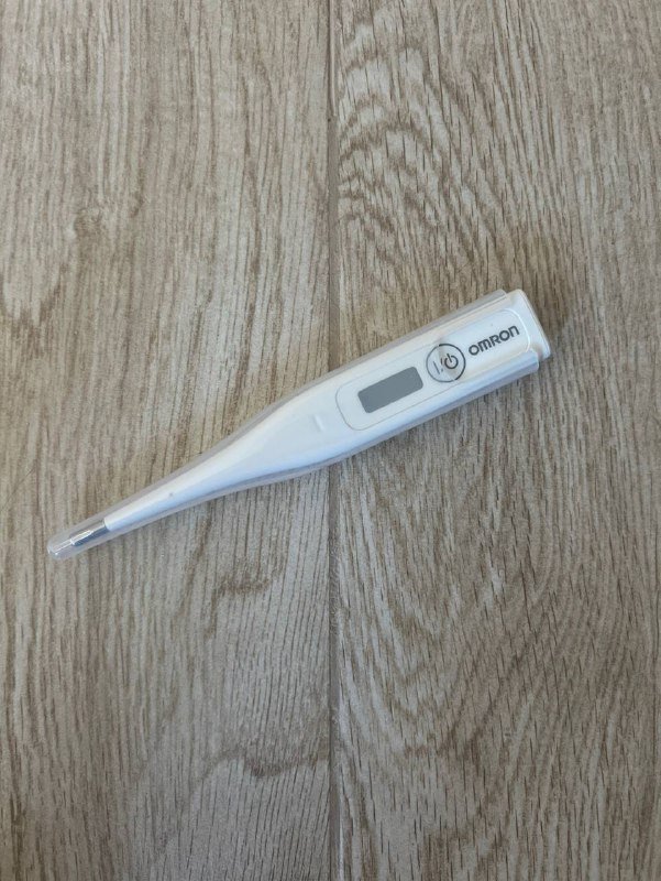 Электронный градусник б/у Omron 2