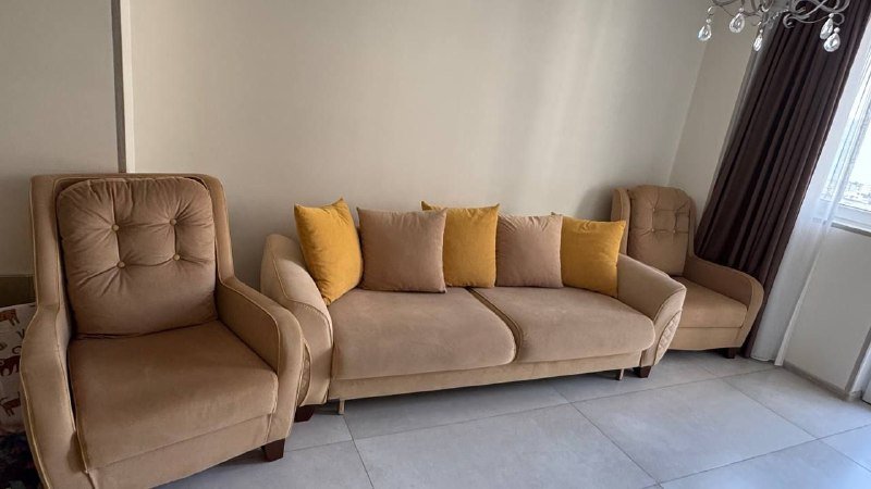 Диван и два кресла