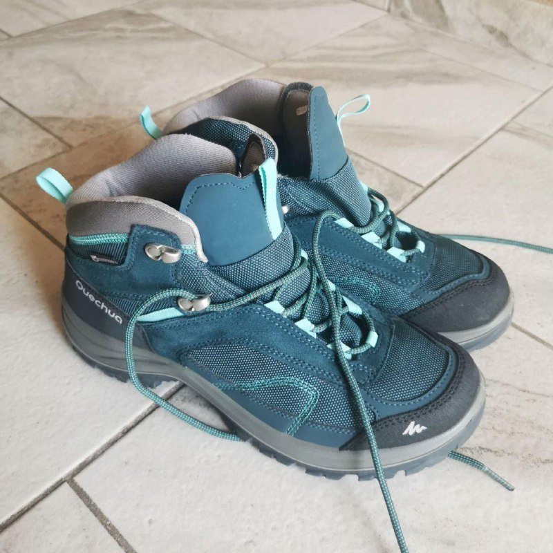 Женские хайкинговые ботинки Quechua размер 40,5 новые