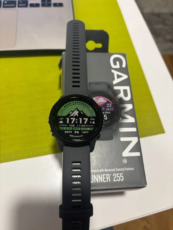 Garmin Forerunner 255 1