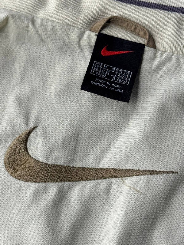 Куртка Nike размер M-L 6
