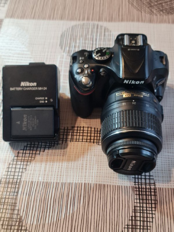 Камера Nikon D5200 с объективом 18-55mm 8
