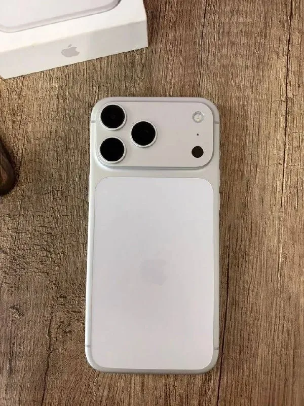 iPhone 17 Pro Max 256 ГБ 1