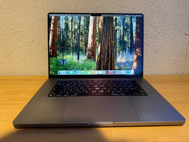 MacBook Pro 16 2021 Apple M1 Pro 32GB 512GB