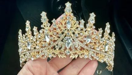 Женская диадема для волос