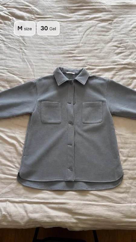 Рубашка Uniqlo, льняное платье-халат, топ Uniqlo, худи Ellesse, свитшот Puma, спортивные штаны 1