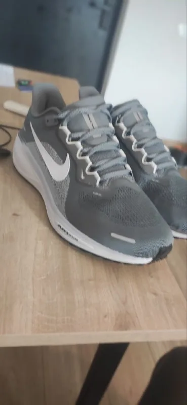 Кроссовки Nike, размер 44