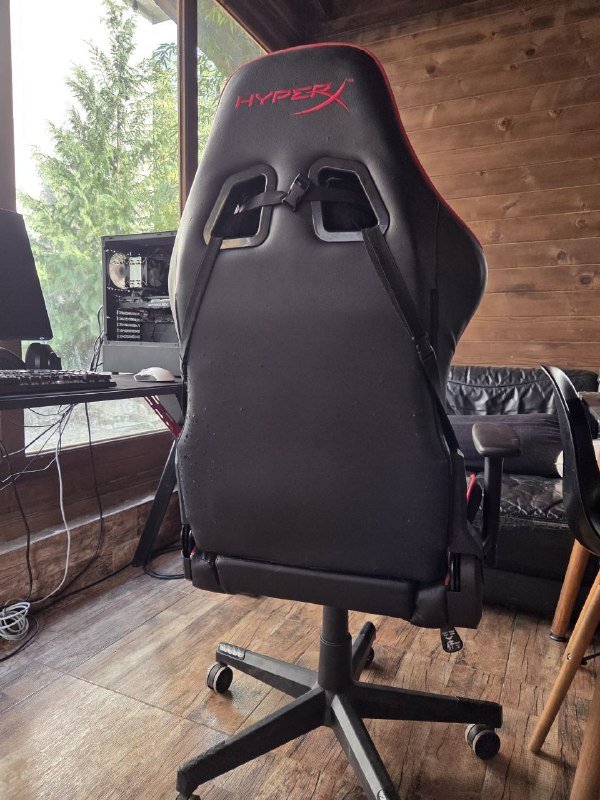 i5 14400f, Rtx 4060, 16GB RAM, 512GB SSD, monitor, chair, gaming table, stream camera 3