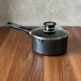 Компьютерное кресло, пресс-соковыжималка, столик, кастрюля-сотейник 4