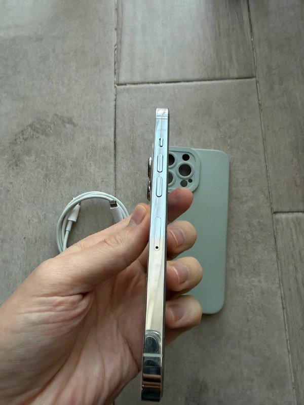 iPhone 13 pro 128Gb белый sim+esim 3