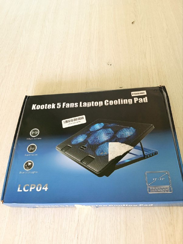 Компьютерный столик с вентиляцией 2