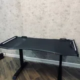 Компьютерный стол Cougar Mars 1