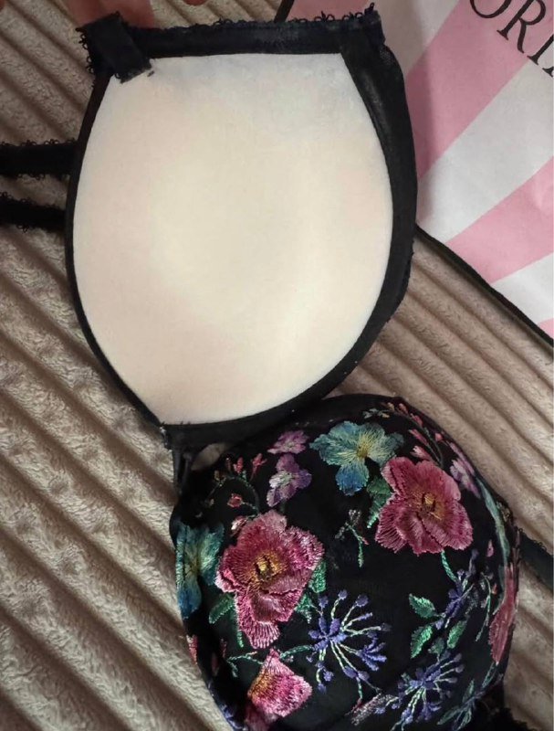 Бюстгальтер пуш-ап Victoria's Secret размер 38В Dark Blossom 3