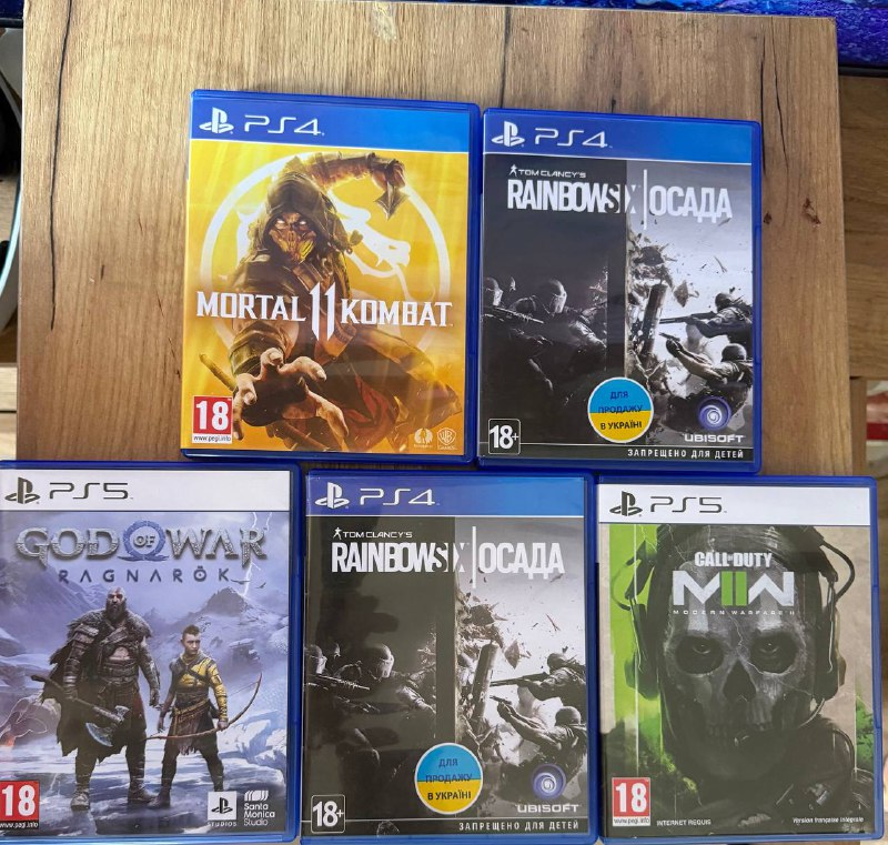 PlayStation 5, 2 джойстика DualSense, игры