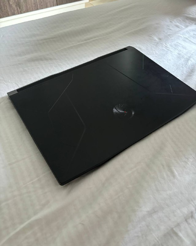 Gaming Laptop RTX4060, Macbook Air 15-inch 2023 4