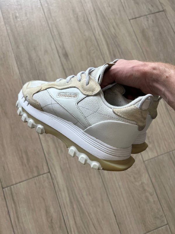 Reebok Cardi B classic leather кроссовки женские 260мм 9us 2