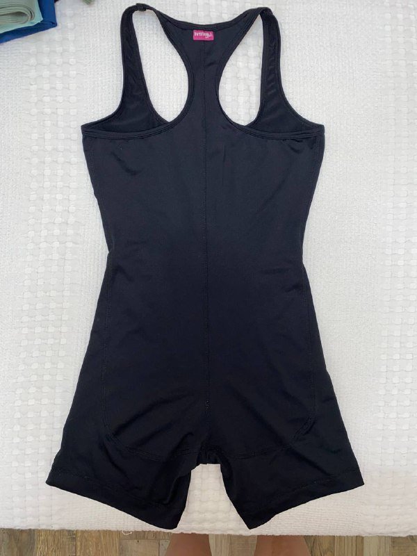 Винтажный пиджак, кожаный топ, жилетка, фитнес-комбинезон, шорты, костюмы, велосипедки 9