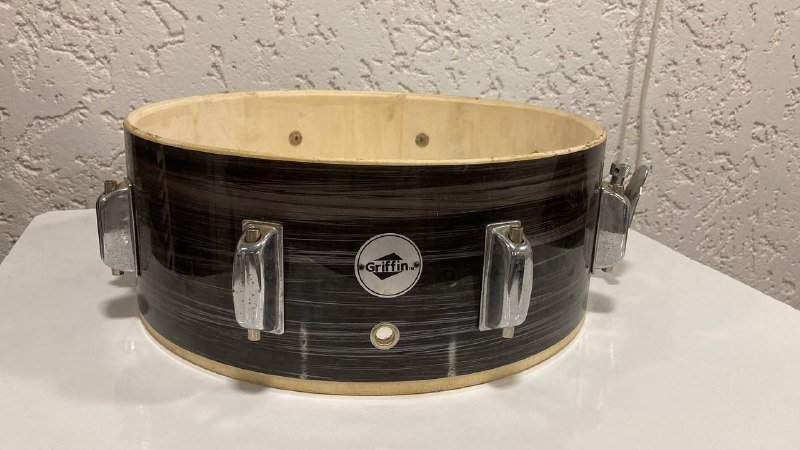 Части от барабанов: стойки, тарелки, малый, том, ковбелл, педали 4