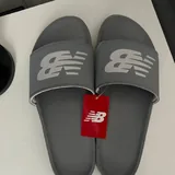 Тапочки для бассейна New Balance 2