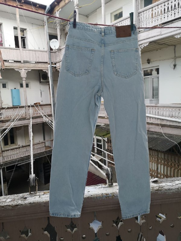 Капор 2MOOD, Голубые джинсы 2MOOD, Широкие джинсы 2MOOD, Белые джинсы Asos 8