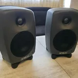 Пара студийных мониторов Genelec 8020D 1
